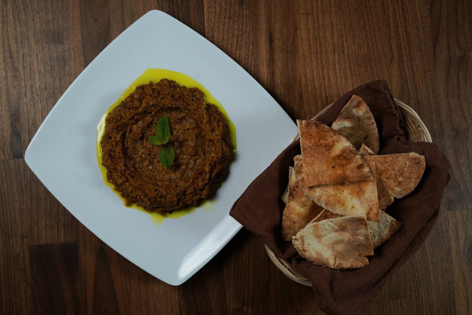 Kashk‑e Bademjan